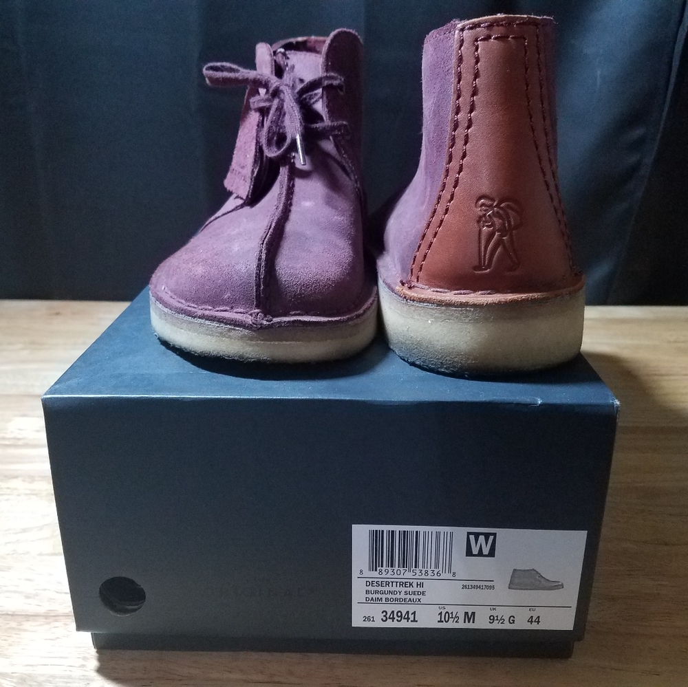 Clarks DesertTrek Hi Burgungy Suede Shoes